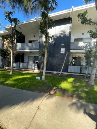 $1,725 / 1br - 650ft2 - Topanga Villa Apartments..Gorgeous Newly Remodeled One Bedroom! (Canoga Park)63869888055425120