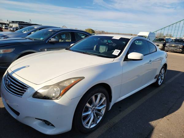 2011 Infiniti G37x G37 2dr coupe 330HP V6 AWD clean FINANCING OPTIONS! 1