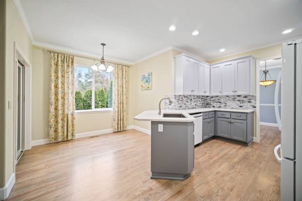 $2,995 / 3br - 1820ft2 - Spacious 3Bdrm Craftsman Home in Happy Valley w/ Private Yard! (16044 SE Flavel Dr)63999455660162124