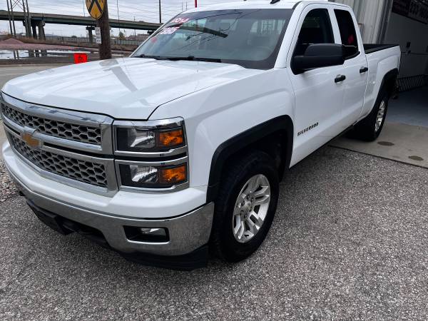 2014 CHEVY SILVERADO 4X4 1