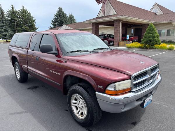 2000 Dodge Dakota SLT Extended Cab Short Bed 4x4 - $3,000 (Spokane valley)63613040328067122
