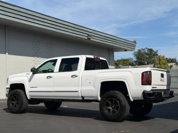 2017 GMC Sierra 1500 Crew - Photo 14