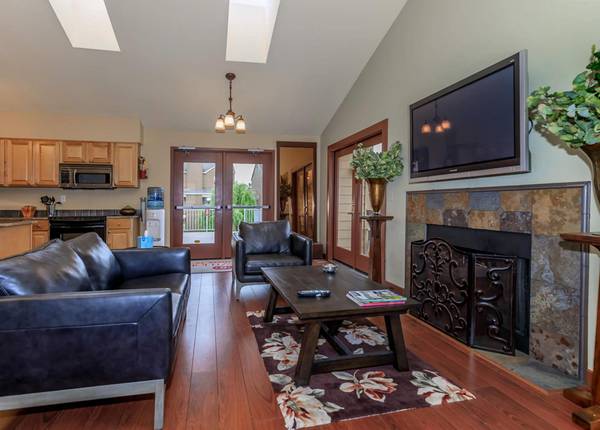 $1,650 / 2br - Apartamento cómodo de 2 habitaciones con garaje en el lugar, clubhouse enorme + Tigard (Tigard)63841709257729122