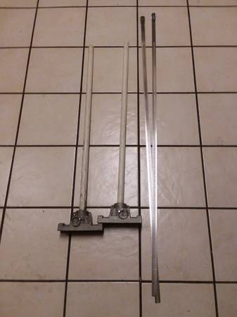 Pole Banner Bracket Kit 1