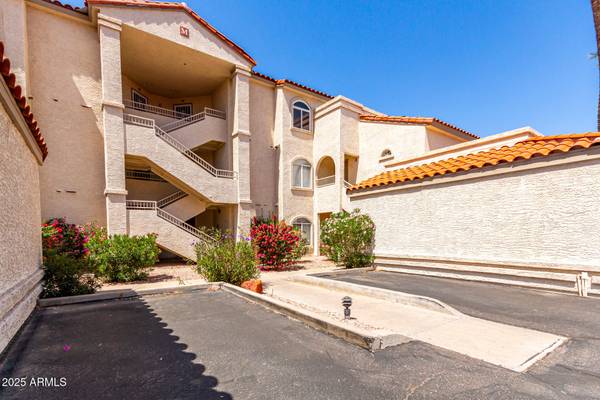 $469,999 / 2br - 1152ft2 - 2 Bed Residential in Scottsdale (Scottsdale, AZ, $469,999) (Scottsdale, AZ)64024826519169124