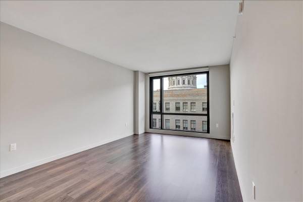 $3,537 / 1br - 630ft2 - 1 Bedroom Steps Away from Hayes Valley - $2,500 Rent Credit! (downtown / civic / van ness)63880135398275122