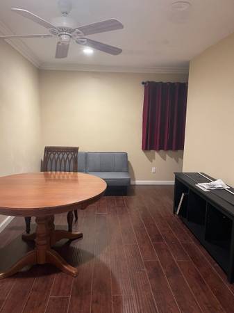 $800 / 4br - 1 bedroom available in oxnard (oxnard)63800496800899120
