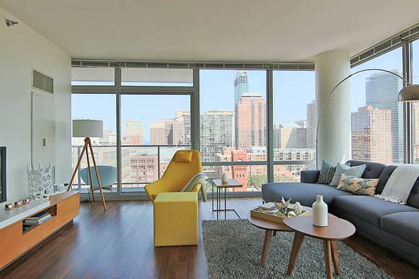 $3,415 / 2br - Printer's Row2/2 Apartment Spacious, Balcony, Gym, Rooftop Deck (South Loop)63898602850434123