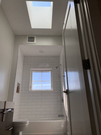 $1,800 SUNNY 1 BR w ENSUITE BATH en 3BR EASY COMMUTE (Cambridge)63856447389441124