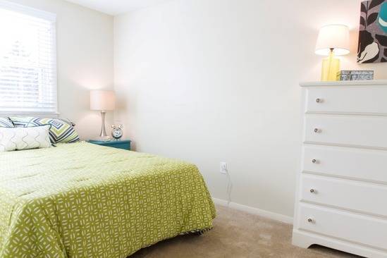 $1,700 / 2br - 745ft2 - 2br - 745ft2 - Sunny 2 bed Available (Dover)63656245096577124