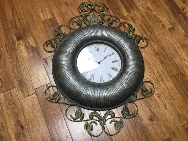 Decorative clock 1