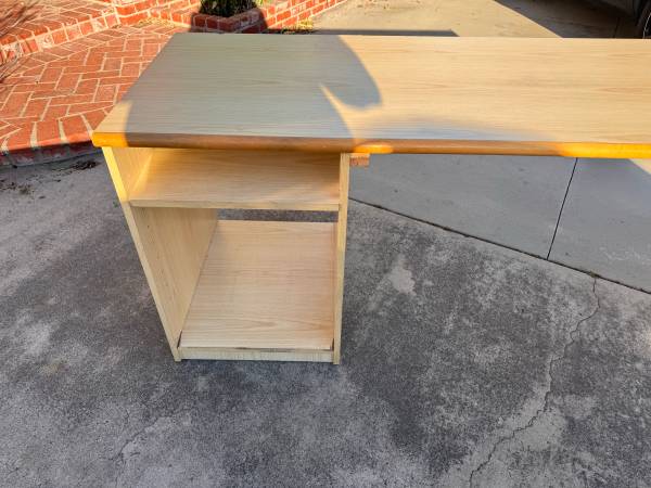 Desk 79x23x30 1