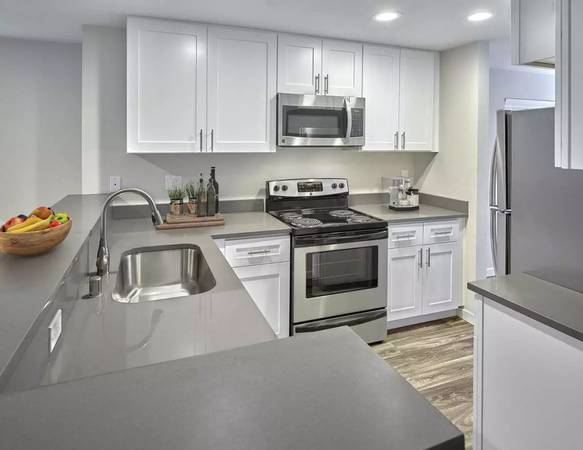 $2,137 / 1br - 770ft2 - Discover the best of garden-style living! Now renting! (Edmonds - Edmonds Waterfront Center)63688586329219122