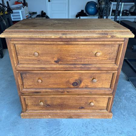 Solid Pine 3-Drawer Dresser / Rustic Wood Chest 1