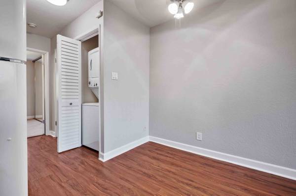 $2,790 / 2br - 800ft2 - 2/bd 1/ba, Large Closets, W/D - Available Now! Call Us Today! (walnut creek)63687405856129122