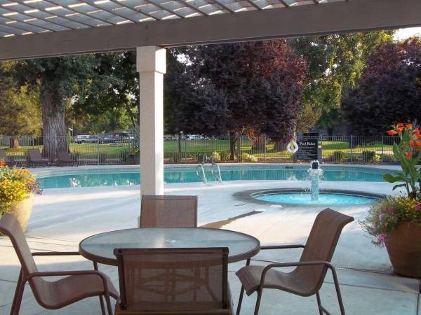 $1,550 / 2br - 857ft2 - New Dog Wash (Coming Soon), Pet Friendly, Private Patio or Balcony (Boise Idaho)63794993465857120