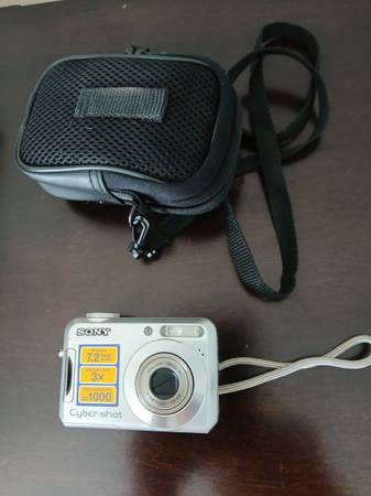 Canon digital camera 1
