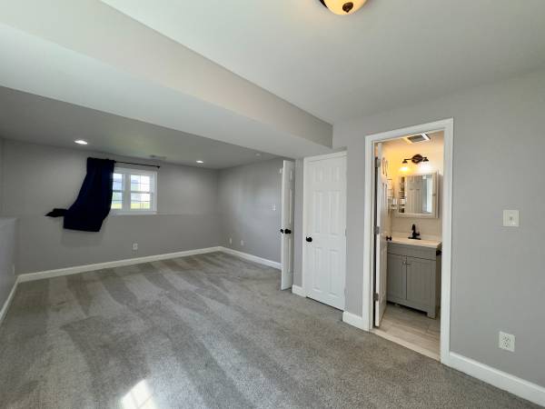 $2,000 / 3 habitaciones - 819 pies² - Encantadora casa de 3 habitaciones y 2 baños en el vecindario Edgewood, MD (Edgewood)63694590922371123