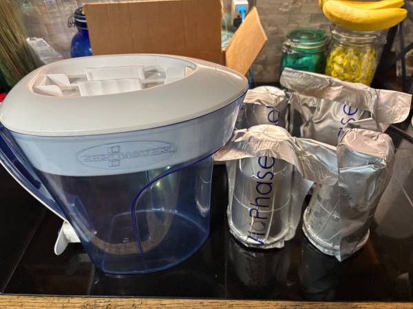 Zero Water Pitcher And Filters 1