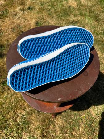 Zapatillas Vans talla 11 para hombre - $25 (Bellingham)63435836570625122