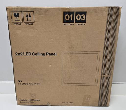 Luzes de painel LED 2x2 de 40 vatios, paquete de 3 - 80 USD (Deaconess - Gateway)