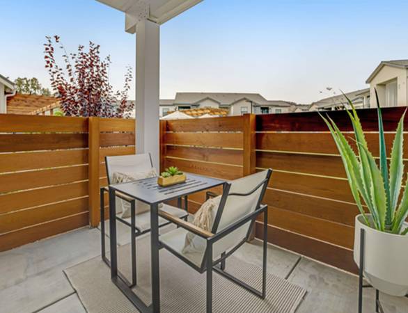 $3,350 / 3br - Shaker Cabinets & Undercounter Light | Three Bedroom with WD Set (Larkfield / Santa Rosa)63845956548097121