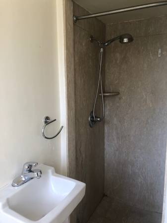 $1,900 / 1br - Spacious Studio w/ Private Bathroom in the Richmond District (richmond / seacliff)63847021973121124