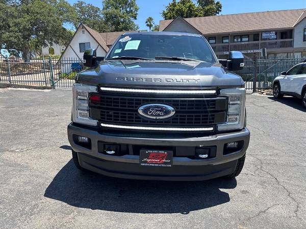 2017 Ford F250 Super Duty Platinum*4X4*Totalmente equipado*Techo panorámico*FX4 - $56,999 (Supreme Auto Llama al 916-695-3086 fair oaks)63470759597059123