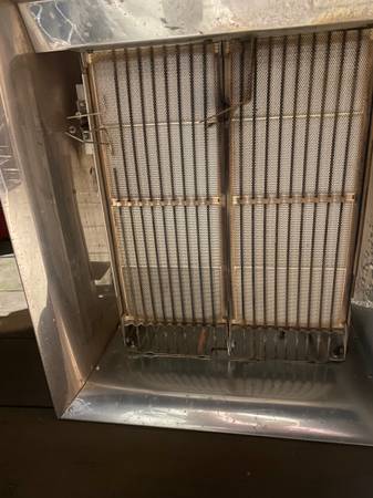 Calentador radiante infrarrojo Dayton - $100 (Dawsonville)63470455873923121