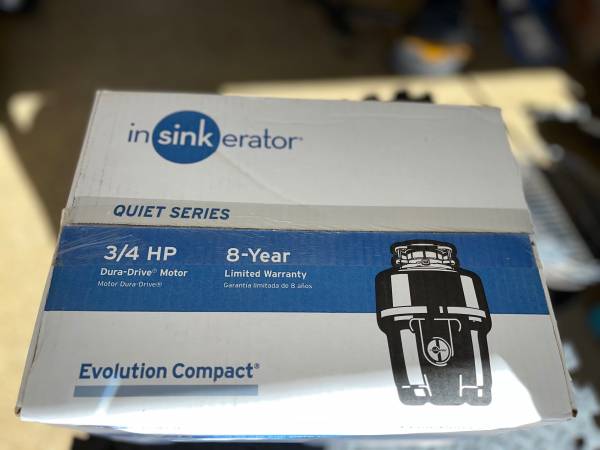 Insinkerator Garbage Disposal (New in box) 1