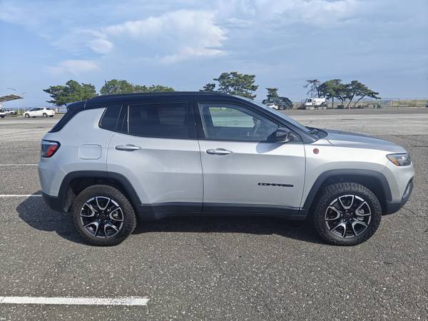 2025 JEEP COMPAS TRAILHAWK - $26,500 (STATEN ISLAND)63614764321539123