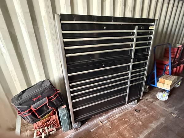 Black Widow Tool Chest 1