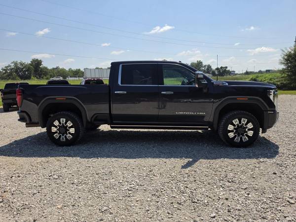 2024 GMC Sierra HD 2500 - Photo 15