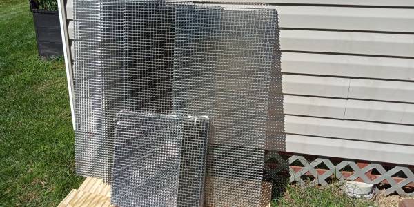CHROME/SILVER POLYSTYRENE EGG CRATE LOUVERS 1