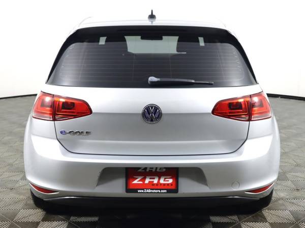 2016 Volkswagen e-Golf SE - $16,995 (Volkswagen e-Golf Sedán)63470612851587123