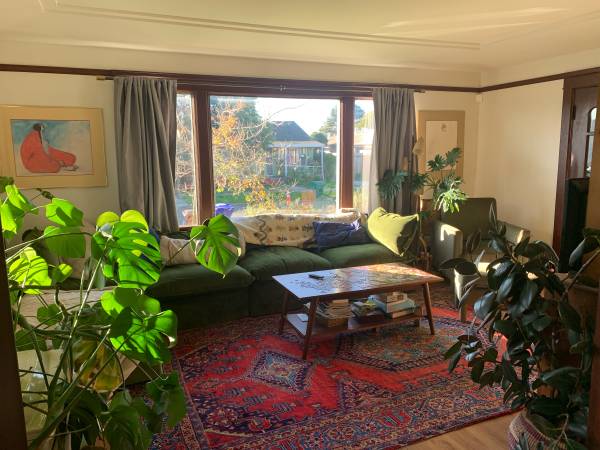 $2,800 / 2br - 1100ft2 - Furnished 2bed craftsman home for October sublet (Richmond)63772736211457121