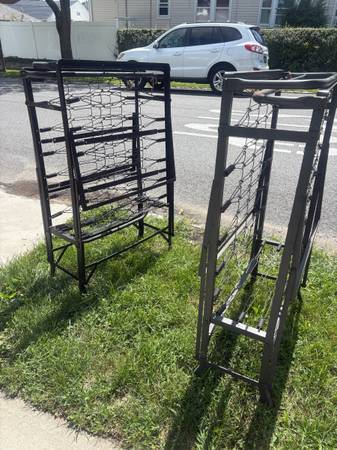 Free metal bed frames 1