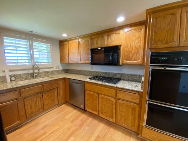 $3,500 / 4br - 1995ft2 - 4494 Sirius Ave (Lompoc)63663854300289124
