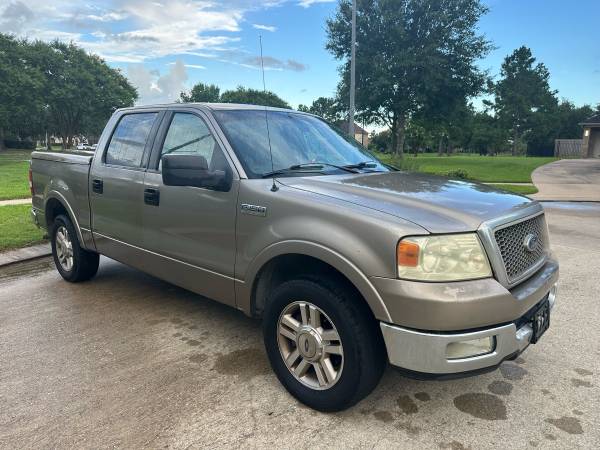 2005 Ford F-150 Super Crew Cab 5.4 Lariat RWD 2 Owner No Accident Clean Title - $5,950 (Houston)63622178473859121