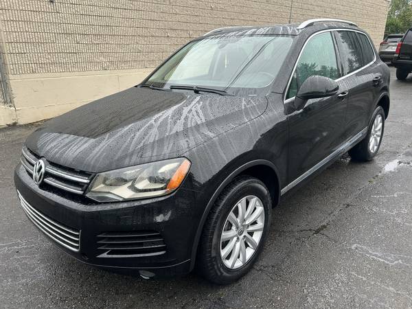 2012 Volkswagen Touareg TDI Sport 4WD -- Diésel, título limpio, asequible - $14,950 (kirkland)63470886665987120