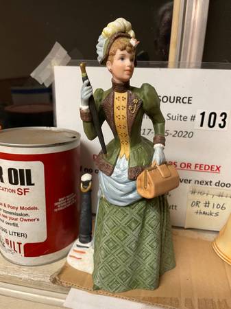 AVON Fine Porcelain Figurines 1