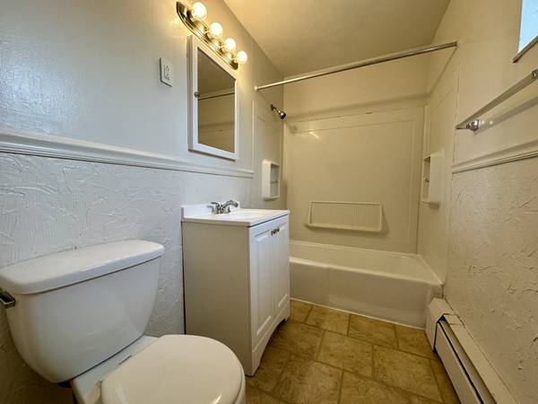 $935 / 1br - ¡Hermoso de 1 habitación en Greentree! ¡Calefacción y almacenamiento incluidos! ¡Llama hoy! (Greentree / Crafton / Beechview / Mt Washington / Dormont)64013369724035123