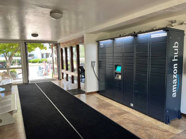 $1,725 / 1br - 750ft2 - Un Rincón de Paraíso – ¡Acogedor, Conveniente y Encantador! (Greenhaven Pocket)63900438555266120