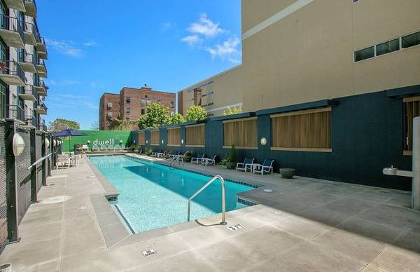 $1,515 / 1br - 876ft2 - Pets Allowed, Bark Park with Agility Course, Garage (171 Auburn Ave NE, Atlanta, GA)63963991042563124