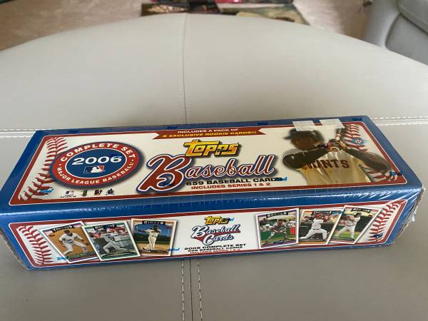 Baseball Cards - 2006 Topps Complete Factory Sealed Set 1