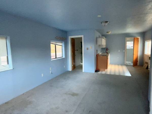 $29,000 / 1br - Nice Clean 1 Bed 1 Bath House63657010228481120