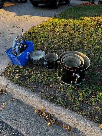 Drums 1