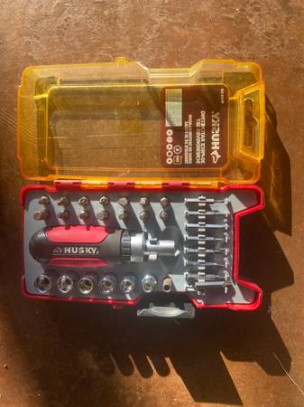 Ratcheting Screwdriver Set 1