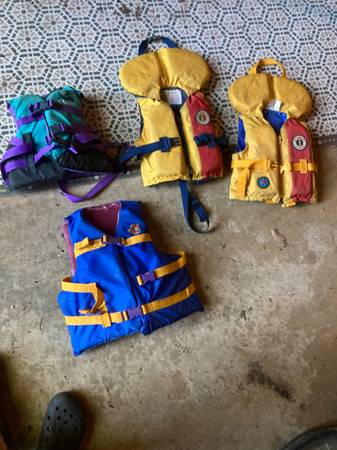 Life jackets/pfd for little ones 1