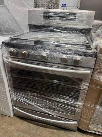 Samsung stainless 30”width gas stove 1